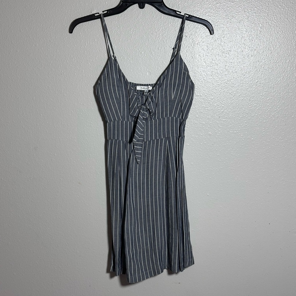 Purple Snow Women Gray Striped Dress size Small